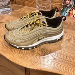 Nike Air max Gold Bullet